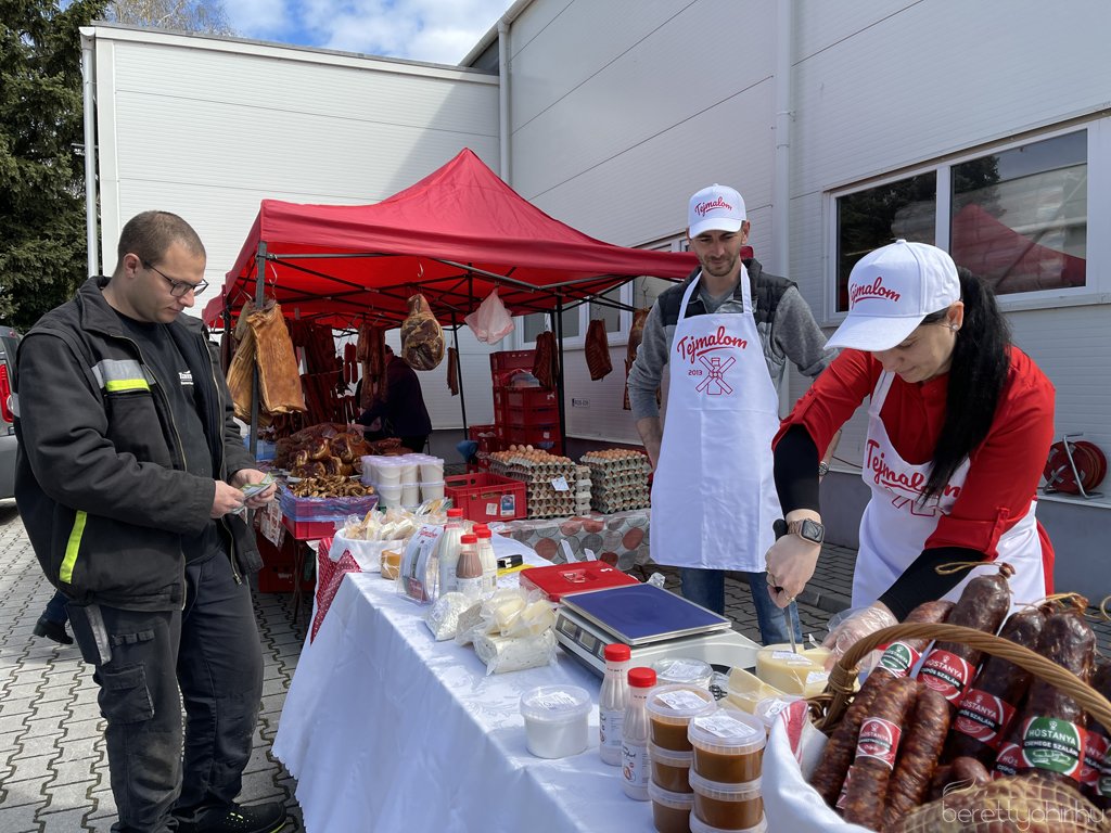 Tama termelői piac 28